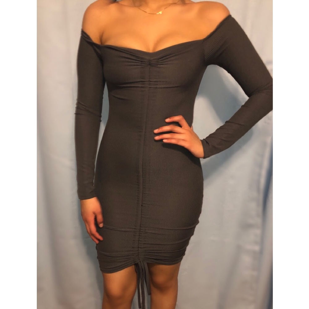 PLT Charcoal Ruched Midi Dress